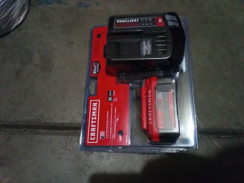 Craftsman 4.0 Ah 20v Battery Charger Set