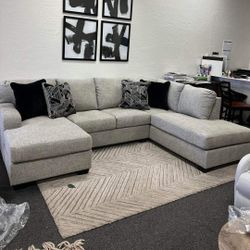 💃Brand New Ashley 👌$10 Payment 👌MEGGINSON STORM LAF SECTIONAL