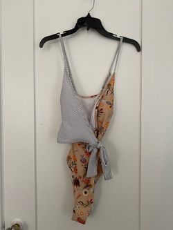 Bathing suit