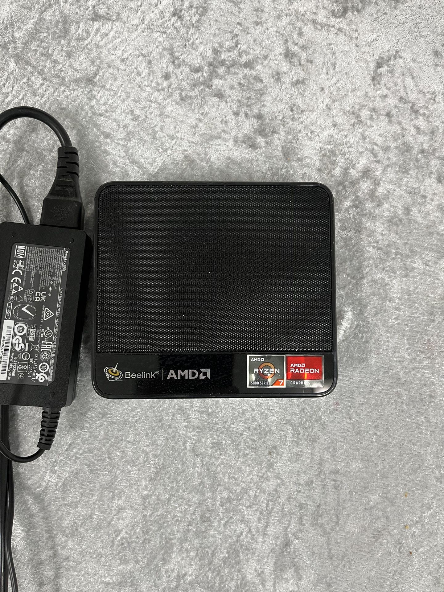 BeeLink Mini PC Ryzen 7 5800H , 6 Core, 16 GB Ram, 256 GB SSD, Win 10