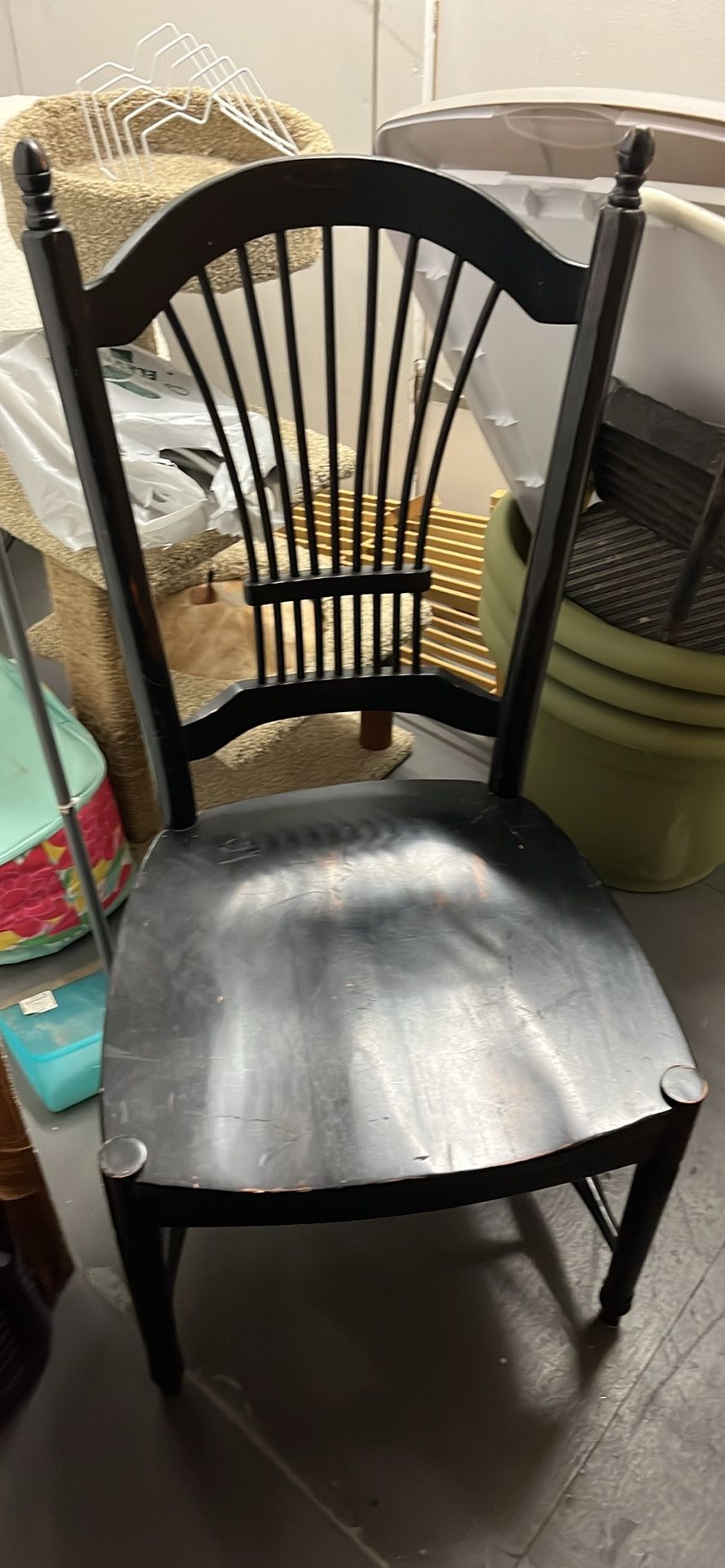 4 Wooden Chairs $10 a Piece 