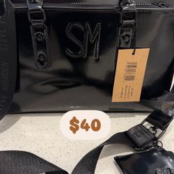 SM Cross /Hand Purse 👜 🎁