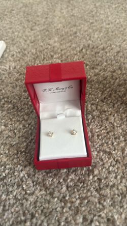 Beautiful small studs!