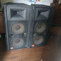 JBL Pro Audio SR Series Live Audio Speakers