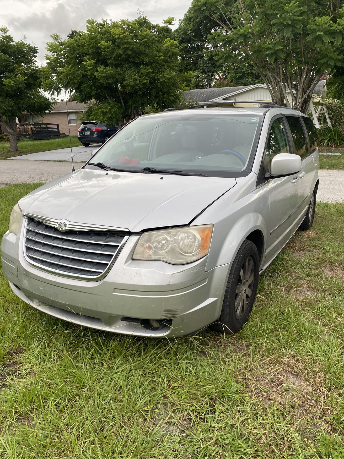 2009 Chrysler Town & Country