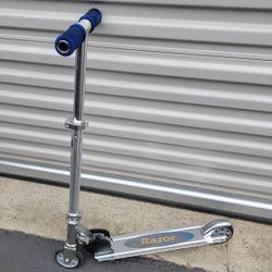 Free RAZOR scooter and helmet 
