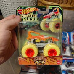 Hot Wheels Glow Trucks