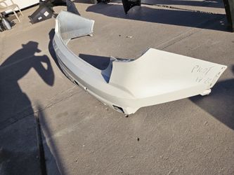 Honda Pilot rear bumper Oem