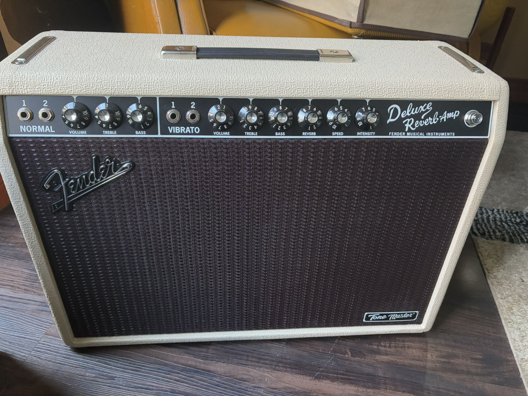 Fender Deluxe Reverb Tone Master
