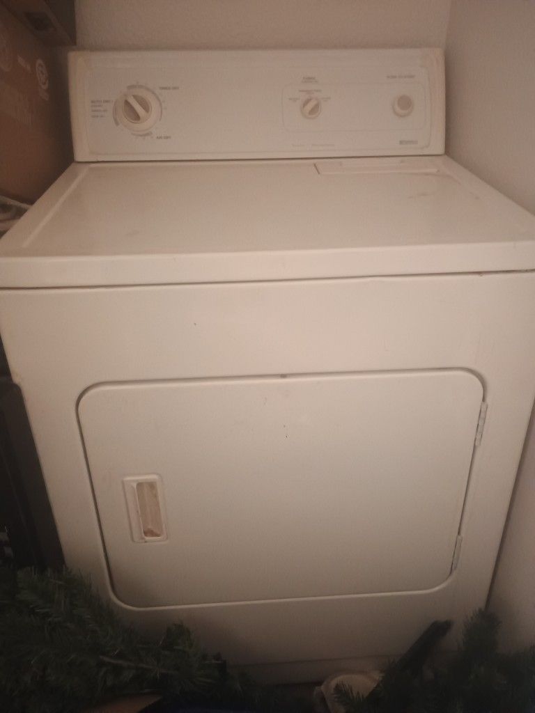 White Kenmore Dryer Used