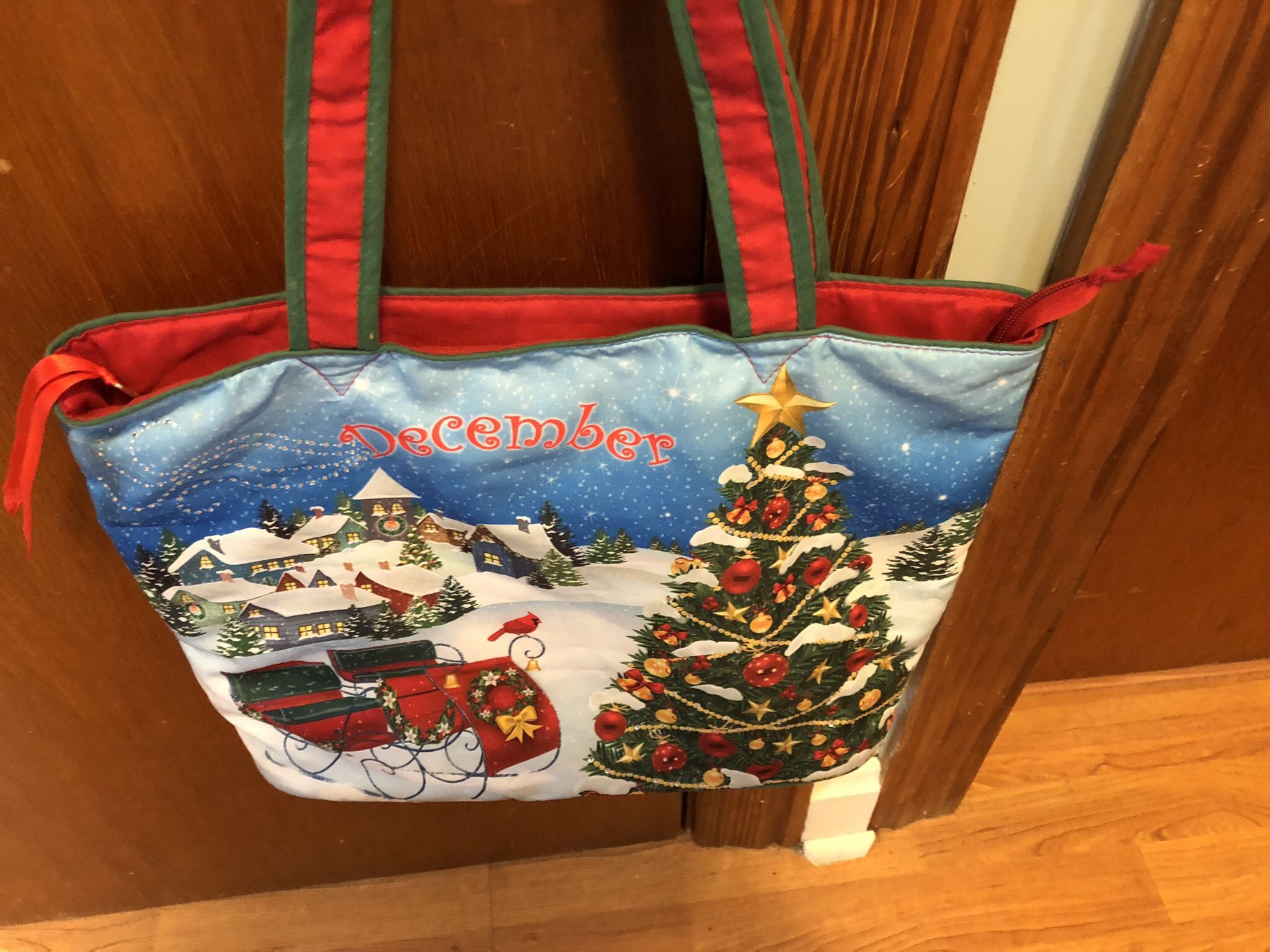 Christmas Tote or purse with matching Wallet. Made by Willabee & Ward