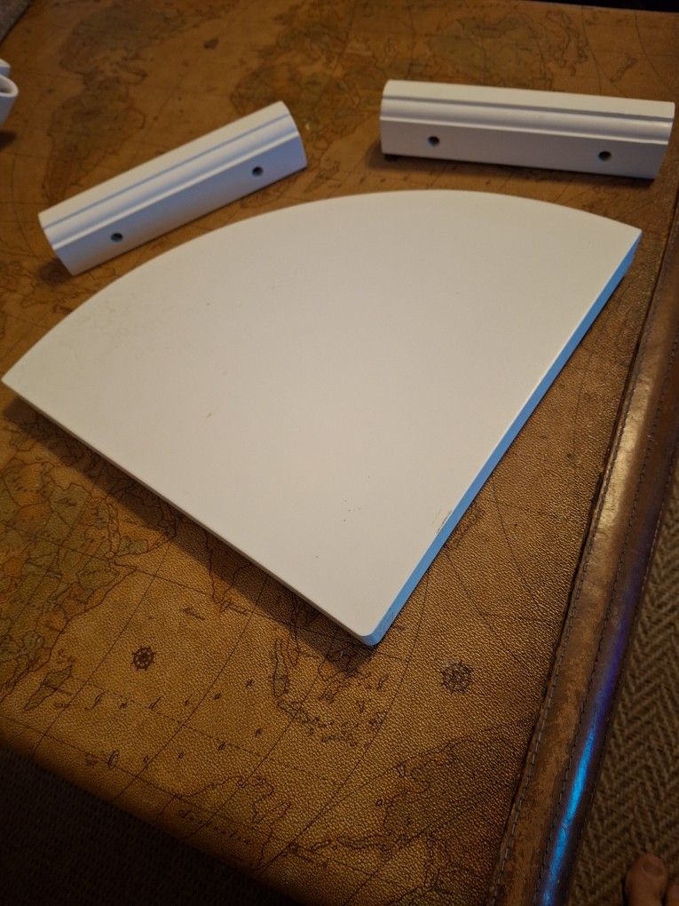 17x12 Corner Shelf