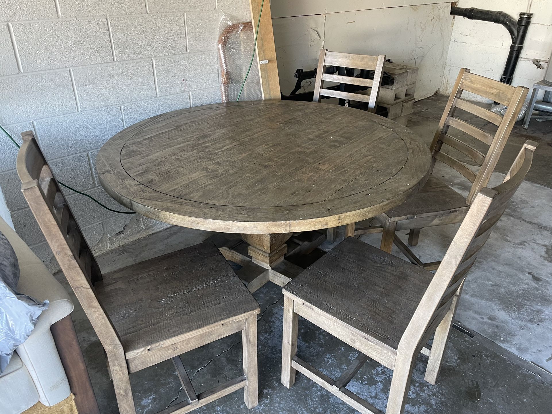 Wooden Kitchen Table And 4 Matching Chairs 