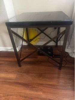 2 side tables