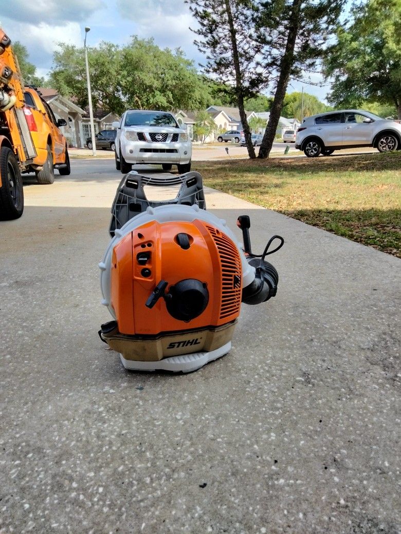 Stihl Br 600. Backpack Blower.