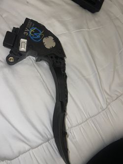 Nissan Versa Replacement Accelerator Pedal Sensor  $50