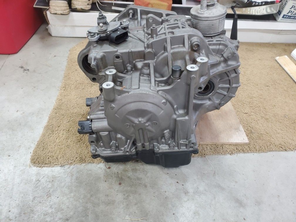 Jetta transmission 2.5 l Auto