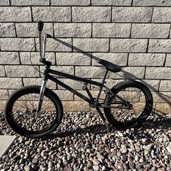 Mongoose legion BMX