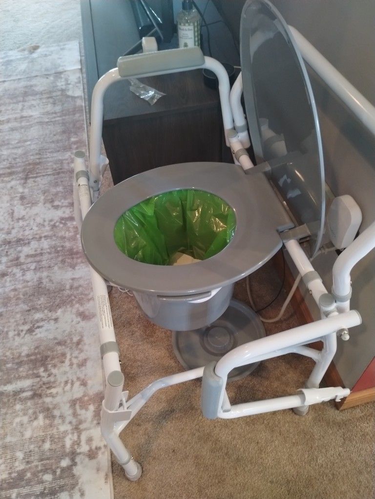 Portable Toilet 