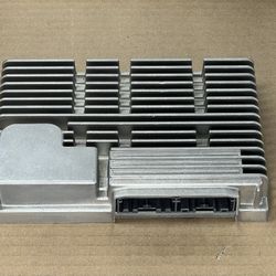 JEEP RENEGADE 2015-2022 AUDIO SOUND AMPLIFIER NEW OEM