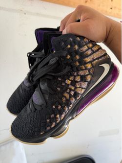 Nike LeBron 17 "Maniac" / "Lakers Away" Basketball Shoes - Great Condition