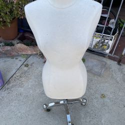 Mannequin Display Torso 46in Tall