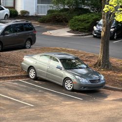 2004 Lexus ES 330