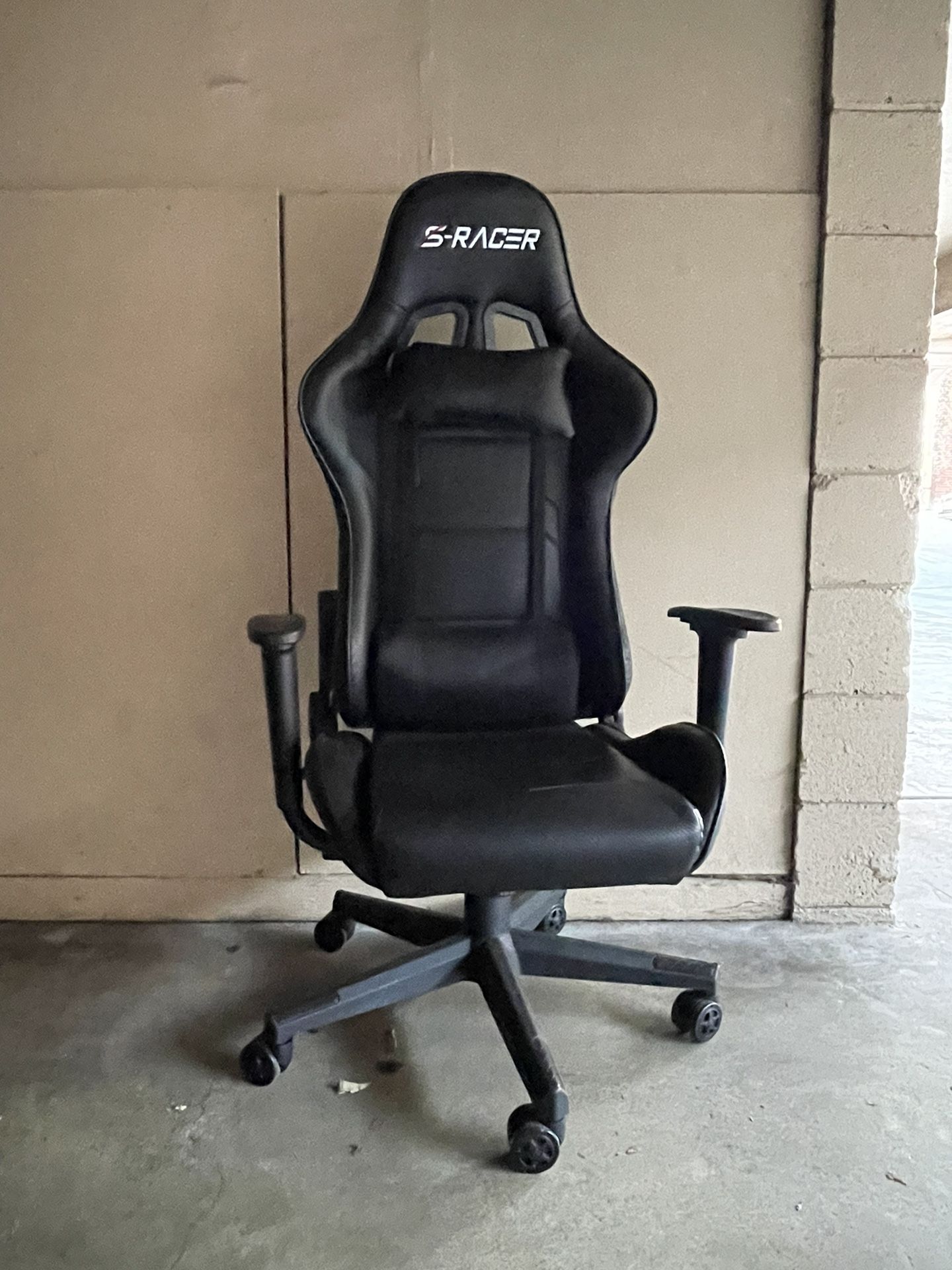 S-Racer Gaming Chair
