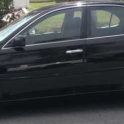 Black Lexus ES330 2006