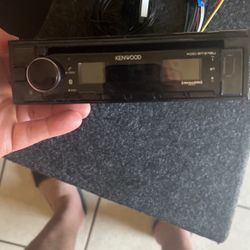 Kenwood Stereo