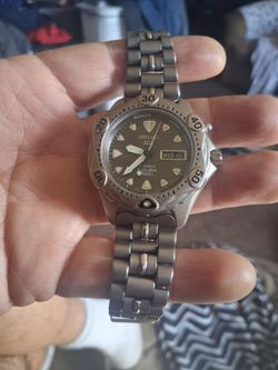 Used seiko diver watch