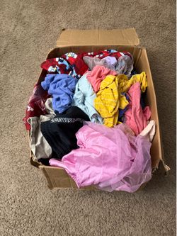 Women medium men large girl 2/3t and boy size 5