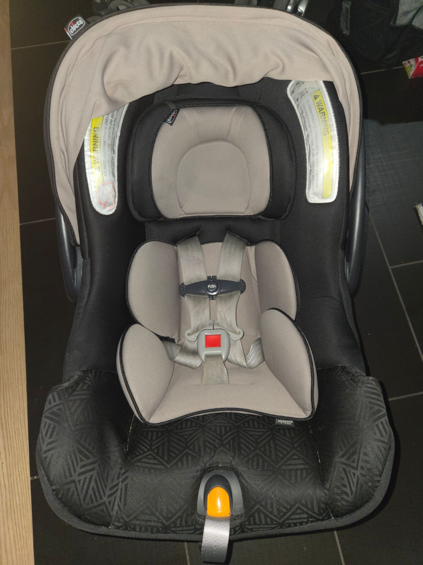 Baby car seat w/ attachments.