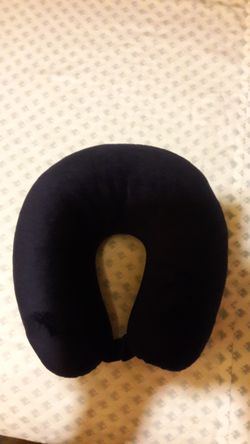 Neck pillows