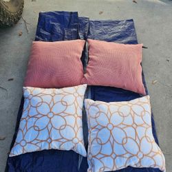 Set Of 4 Decor Pillow Size 20 X 20 Inch  Has Zip You Can Wash It $10 For All 