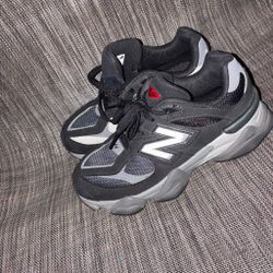 New Balance 9060 Sneakers Black & Grey