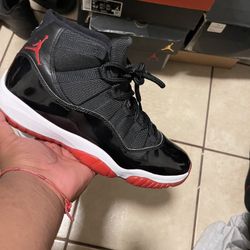 Jordan 11 Breds 