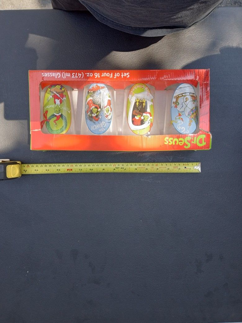 Dr Suess Grinch Glasses 