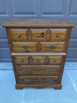 Dresser