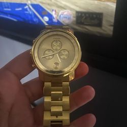 MOVADO BOLD GOLD WATCH