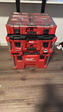 Milwaukee pack outs