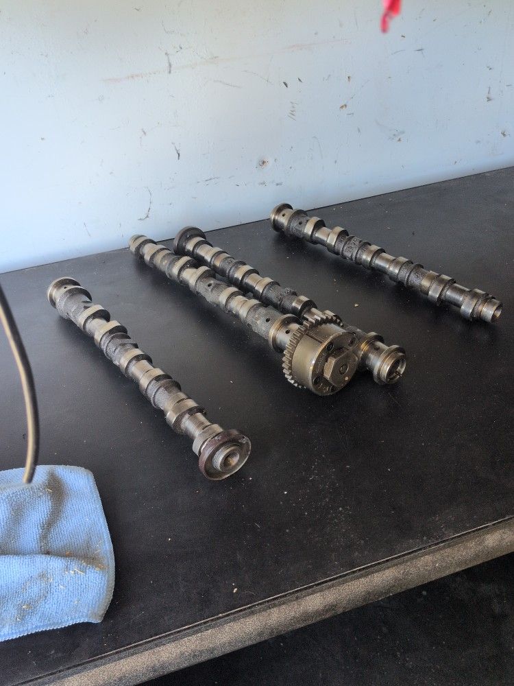 Dodge Chrysler Jeep Ram Camshafts For 3.6l Pentastar