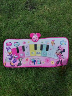 Minnie Mouse Music Mat