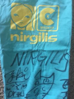 Anime Japan DJ Nirgilis shirt medium