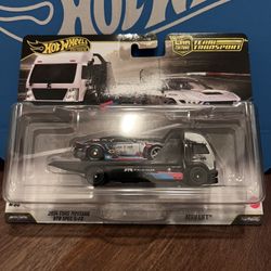 Hotwheels Ford Team Transport Mustang RTR Spec 5