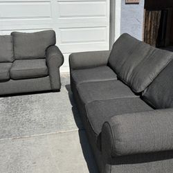 Grey Sectional In Good Condition (delivery Available 