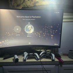 Ps5 , Monitor,  2 Controllers And Pluse Bluetooth Earphones 
