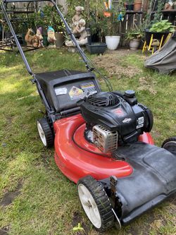 Yard Machines 550 E Self Propelled Mower 