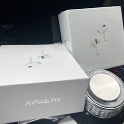 🚩APPLE AIR POD PRO 2 BRAND NEW IN BOX TAKING OFFER 🚩