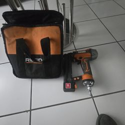 Used Stapler 18 Ga. Grapadora De 18 Ga